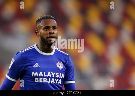 Londra, Inghilterra, 20 aprile 2021. Leandro Bacuna di Cardiff City durante la partita del campionato Sky Bet al Brentford Community Stadium di Londra. L'immagine di credito dovrebbe essere: David Klein / Sportimage Foto Stock