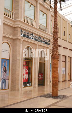 American Eagle Outfitters, The Avenues Mall, Manama, Regno del Bahrain Foto Stock
