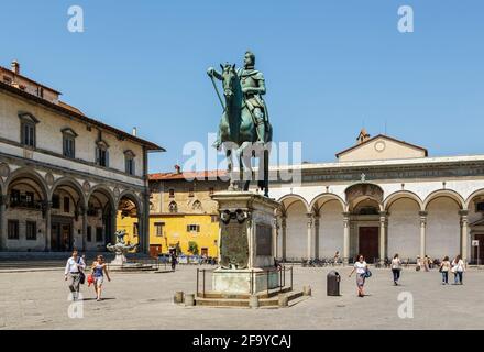 Florence, Florence Province, Tuscany, Italy.  Piazza della Santissima Annunziata.  Statue of Ferdinando I de' Medici, Grand Duke of Tuscany, 1549 – 16 Stock Photo