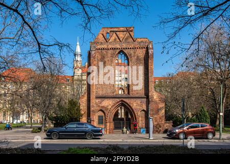 Rovine dell'abbazia francescana di Berlino, Franziskaner-Klosterkirche. Monastero medievale nella città vecchia. Ora sede di eventi, Mitte, Berlino, Germania rovine storiche Foto Stock