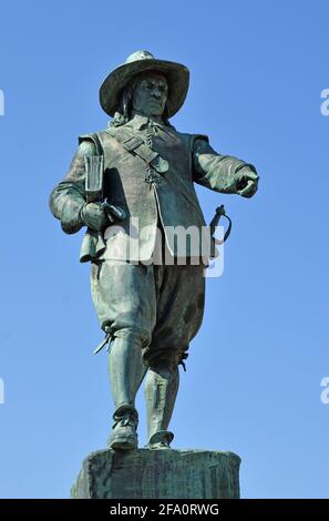 Statua di Oliver Cromwell a St Ives in Cambridgeshire. Foto Stock