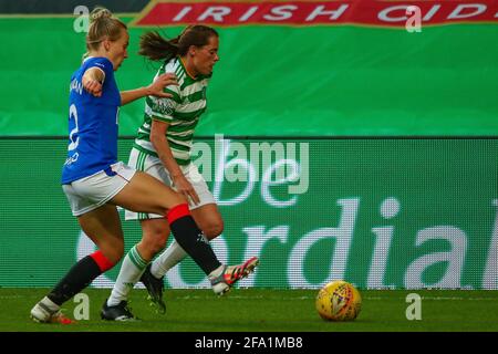 Glasgow. REGNO UNITO. 21 Apr 2021. Azione durante la Scottish Building Society SWPL1 Fixture Celtic FC vs Rangers FC, Celtic Park, Glasgow. 21/04/2021 | Credit Colin Poultney/Alamy Live News Foto Stock