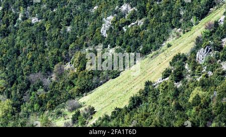 Frana su un pendio nella valle del salib di Wadi el, Kfardebian, Libano Foto Stock