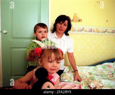 MARION JONES CON OWEN E ALISSA. OTTOBRE 2000 Foto Stock