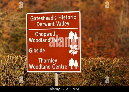Indicazioni stradali per la storica Derwent Valley di Gateshead, nel nord-est dell'Inghilterra. Foto Stock