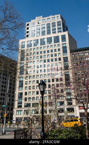 Madison Square Park con grattacieli in background, New York, Stati Uniti Foto Stock