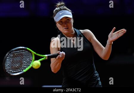 Stoccarda, Germania. 22 Apr 2021. Tennis, WTA Tour - Stoccarda, Singles, Donne, Round of 16, Switolina (Ucraina) - Curber (Germania), Porsche Arena: Jelina Switolina. Credit: Thomas Kienzle/AFP-Pool/dpa/Alamy Live News Foto Stock