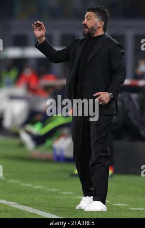 Napoli, Italia. 22 Apr 2021. Gennaro Gattuso allenatore del SSC Napoli reagisce durante la Serie A Football Match tra SSC Napoli e SS Lazio allo stadio Diego Armando Maradona di Napoli (Italia), 22 aprile 2021. Photo Cesare Purini/Insifefoto Credit: Insifefoto srl/Alamy Live News Foto Stock