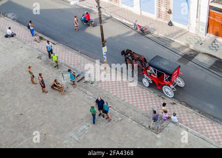 GRANADA, NICARAGUA - 28 APRILE 2016: Veduta aerea di una strada a Granada, Nicaragua Foto Stock