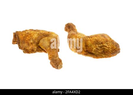 Coscia di pollo al forno isolata su sfondo bianco - Packshot Foto Stock