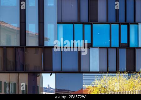 Torino, Italia. 14 Marzo 2021. Piemonte, Torino. Nuvola Lavazza costruzione architettura contemporanea di Cino Zucchi Credit: Agenzia fotografica indipendente/Alamy Live News Foto Stock