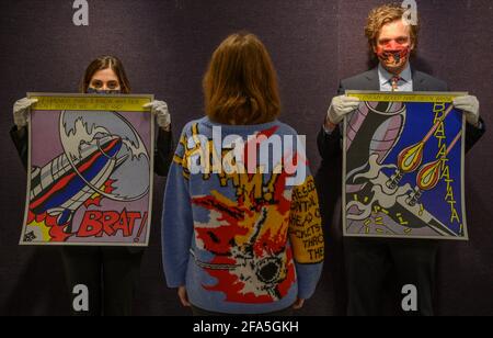 Bonhams, Knightsbridge, Londra, Regno Unito. 23 Apr 2021. La vendita di stampe e multiple si svolgerà a Bonhams il 28 aprile, e copre opere dal XVII al XXI secolo. Immagine: Dopo Roy Lichtenstein (americano, 1923-1997). Come ho aperto fuoco (Trittico - 2 di 3 mostrato), stima: £600-800. Come ho aperto fuoco (Trittico). Il set completo di tre litografie offset stampate a colori, 1966, da una delle diverse edizioni di oltre 3,000 stampate dal 1966. Credit: Malcolm Park/Alamy Live News Foto Stock