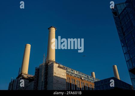 Centrale elettrica di Battersea, River Thames, Wandsworth, Londra, Inghilterra Foto Stock