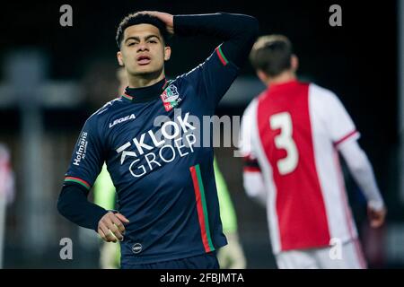 AMSTERDAM, PAESI BASSI - APRILE 23: Elayis Tavsan del NEC deluso durante la partita olandese di Keukenkampioendivisie tra Ajax U23 e NEC a De Toeko Foto Stock