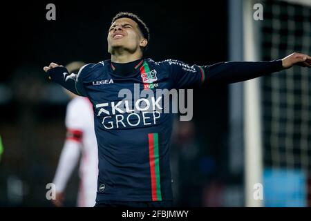 AMSTERDAM, PAESI BASSI - APRILE 23: Elayis Tavsan del NEC deluso durante la partita olandese di Keukenkampioendivisie tra Ajax U23 e NEC a De Toeko Foto Stock