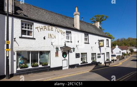 The Three Tuns Inn, Bridge Street, Chepstow, Monmouthshire, Galles Foto Stock