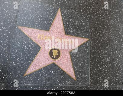 Hollywood, California, USA 17 aprile 2021 UNA visione generale dell'atmosfera del coreografo Kenny Ortega's Star sulla Hollywood Walk of Fame il 17 aprile 2021 a Hollywood, California, USA. Foto di Barry King/Alamy Stock foto Foto Stock