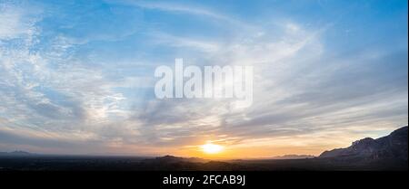 Tramonto nel deserto ad est di Phoenix Arizona Foto Stock