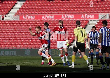 MIDDLESBROUGH, REGNO UNITO. IL 24 APRILE Duncan Watmore di Middlesbrough festeggia dopo aver segnato il terzo gol durante la partita del campionato Sky Bet tra Middlesbrough e Sheffield mercoledì al Riverside Stadium di Middlesbrough sabato 24 aprile 2021. (Credit: Mark Fletcher | MI News) Credit: MI News & Sport /Alamy Live News Foto Stock