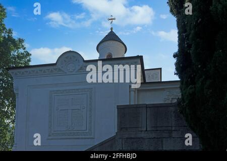 Yalta, Crimea-30 maggio 2016: L'architettura del Palazzo Livadia. Edificio storico della Casa Romanov Foto Stock