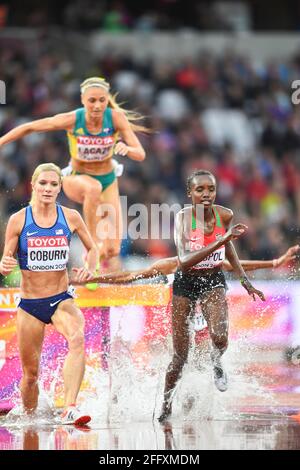 Celliphine Chepteek Chespol (Kemya), Emma Coburn (USA). 3000 metri steeplechase donne. Campionato del mondo di atletica IAAF. Londra 2017 Foto Stock