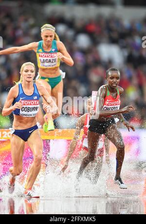 Celliphine Chepteek Chespol (Kemya), Emma Coburn (USA). 3000 metri steeplechase donne. Campionato del mondo di atletica IAAF. Londra 2017 Foto Stock