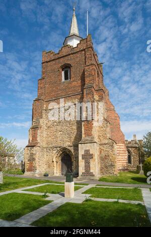 Maldon, vista della storica chiesa di Santa Maria (1130-1300), conosciuta come la chiesa dei pescatori o dei Seafarer situata nella zona di Hythe a Maldon, Essex. Foto Stock