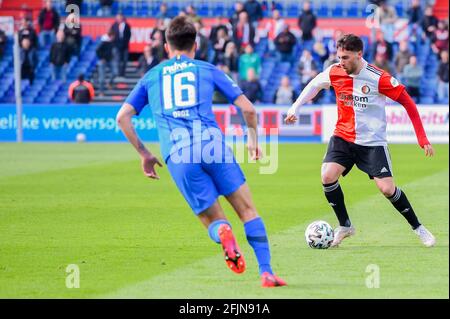 ROTTERDAM, PAESI BASSI - APRILE 25: Orkun Kokcu di Feyenoord Rotterdam durante la partita olandese di Eredivisie tra Feyenoord e Vitesse allo Stadion Feije Foto Stock