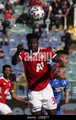 Sofia, Bulgaria: 25 aprile 2021: Jordy Caicedo di CSKA Sofia in azione durante la partita di calcio del campionato nazionale tra Levski e CSKA Sofia. Credit: Plutone/Alamy Live News Foto Stock