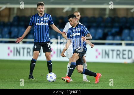 BERGAMO, ITALIA - 25 APRILE: Cristian Romero di Atalanta BC durante la serie A match tra Atalanta Bergamo e Bologna allo stadio Gewiss il 25 aprile 2021 a Bergamo, Italia (Foto di Ciro Santangelo/Orange Pictures) Foto Stock