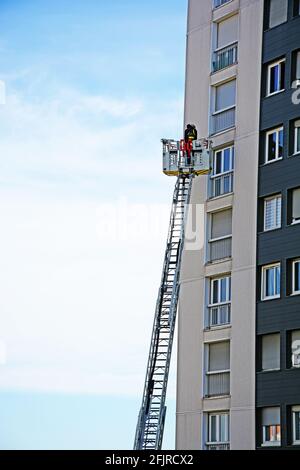 Alto soccorso scala vigili del fuoco, Clermont-Ferrand, Francia Foto Stock