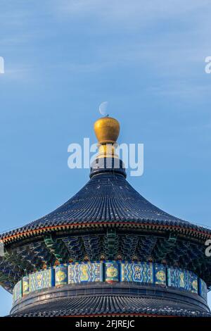 Primo piano vista dell'edificio nel Tempio del Paradiso contro il cielo blu, il punto di riferimento di Pechino, cina Foto Stock