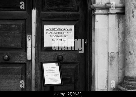 2° vaccino Covid-19 a Charton House, Londra Foto Stock