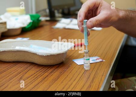 2° vaccino Covid-19 a Charton House, Londra Foto Stock