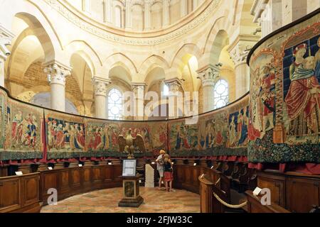 Francia, Cote d'Or, paesaggio culturale della Borgogna climi elencati come Patrimonio Mondiale dell'UNESCO, Beaune, Notre Dame de Beaune Collegiata basilica, arazzi nel coro Foto Stock