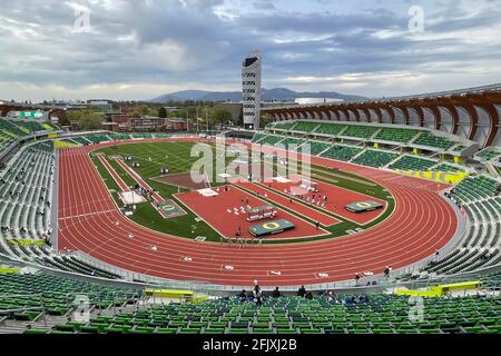 Una visione generale di Hayward Field nel campus dell'Università dell'Oregon, venerdì 23 aprile 2021, a Eugene, Ore. lo stadio servirà come sito Foto Stock