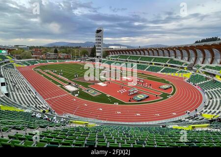 Una visione generale di Hayward Field nel campus dell'Università dell'Oregon, venerdì 23 aprile 2021, a Eugene, Ore. lo stadio servirà come sito Foto Stock