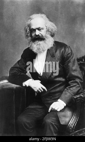 1878 ca., GERMANIA : IL filosofo tedesco, economista e politico KARL MARX ( 1818 - 1883 ) , autore di DAS KAPITAL ( il CAPITALE ) e il Manifesto del Partito Comunista con Engels ( 1848 ) - FILOSOPO - IDEOLOGO - IDEOLOGO - POLITICO - POLITICA - ECONOMIA - ECONOMISTA - COMUNISMO - SOCIALISMO - PCI - PSI - P.C.I. - P.S.I. Capelli - capelli lunghi - capelli lunghi - capelli lisci - capelli lisci - acconciatura raccolta - blonde hair - long hair - long hair - long hair - long hair - long to the sunguard - long to the sunguard ----- Archivio GBB Foto Stock