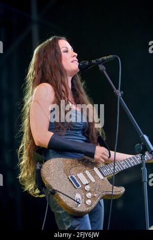 Alanis Morissette, V2002, Hylands Park, Chelmsford, Essex, Regno Unito - 17 agosto 2002 Foto Stock