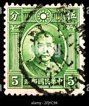 MOSCA, RUSSIA - 27 SETTEMBRE 2019: Francobollo stampato in Cina mostra Doctor Sun Yat-Sen, Single Ring, 2nd London Print (1931) serie, circa 1933 Foto Stock