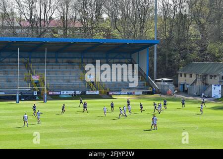 Halifax, Inghilterra - 25 aprile 2021 - Vista generale durante il campionato Betfred di Rugby League Halifax vs Toulouse Olympique XIII allo stadio Shay, Halifax, Regno Unito Foto Stock