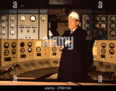 Uomo d'affari John Broome presso il sito di sviluppo della Battersea Power Station di Londra 1988 Foto Stock