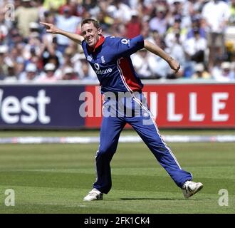 CRICKET UN GIORNO INTERNAZIONALE INGHILTERRA V PARKISTAN ALL'OVALE 20/6/2006 FOTO DAVID ASHDOWNCRICKET Foto Stock