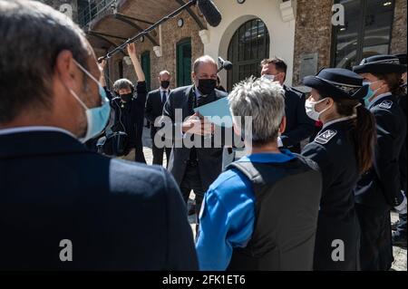 POOLil Ministro francese della Giustizia Eric Dufond-Moretti visita il 27 aprile 2021 alla prigione la Sante di Parigi. (Foto di Martin BUREAU / AFP) Foto Stock