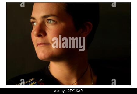 La Yachtswoman Ellen MacArthur fotografata a Londra.Fotografia di David Sandison 13/2/2003 Foto Stock