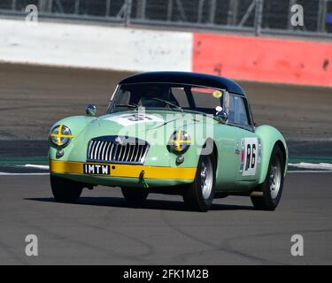 Mark Daniell, MG MGA Twin Cam, FISCAR Historic 50's, Hawthorn Trophy Cars, Hawthorn International e Tom Cole Trophies Race per le gare sportive degli anni '50 Foto Stock