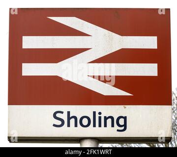 Stazione ferroviaria British Rail, Sholing, Southampton, Hampshire, Inghilterra, Regno Unito - gestito da South Western Railway. Foto Stock