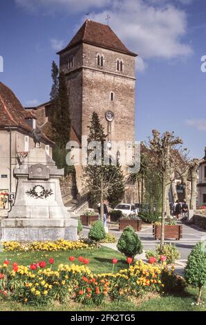 Edifici medievali a Salies-de-Bearn. Dipartimento di Pirenei Atlantici. Francia Foto Stock