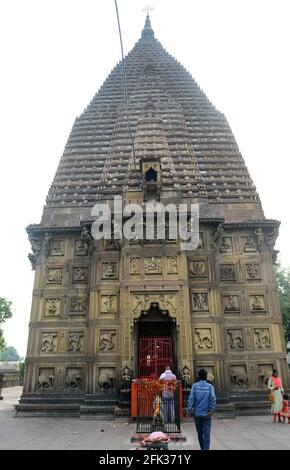 Tempio Maa Durga ad est di Varanasi, sul lato opposto del fiume Gange. Foto Stock