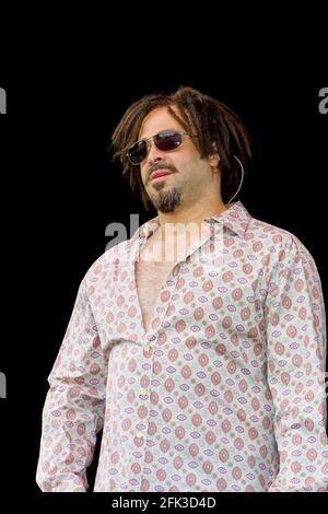 Adam Duritz - Counting Crows, V2002, Hylands Park, Chelmsford, Essex, Regno Unito - 18 agosto 2002 Foto Stock